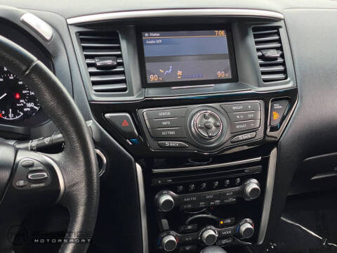 2015 Nissan Pathfinder