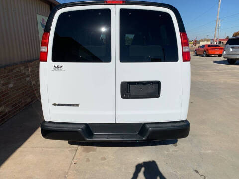 2020 Chevrolet Express LS 2500