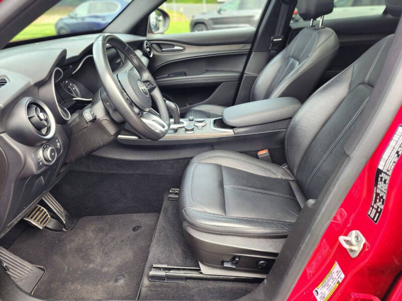 2022 Alfa Romeo Stelvio Ti