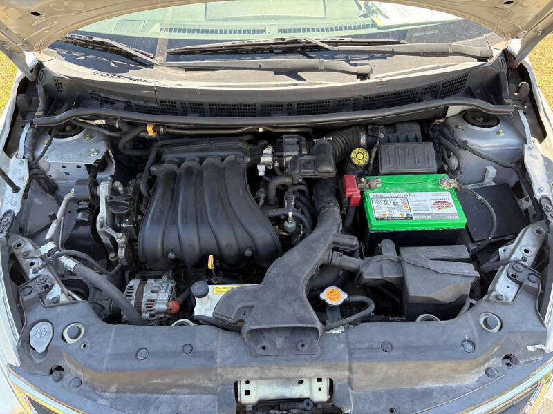 2012 Nissan Versa 1.8 S