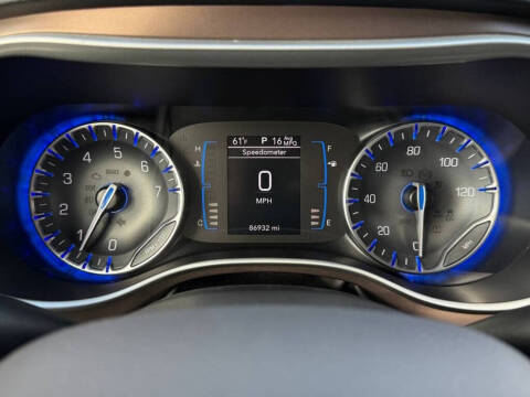 2017 Chrysler Pacifica Touring Plus