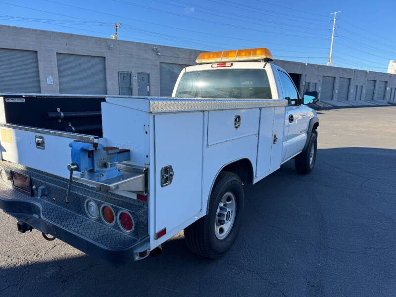 2006 GMC Sierra 2500HD