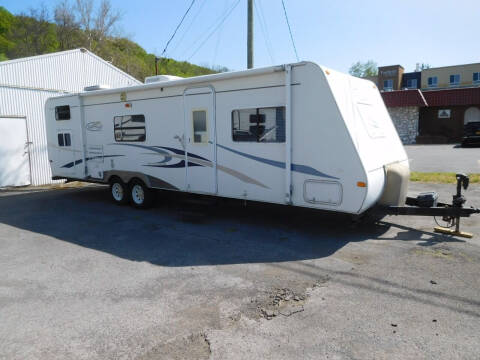 2005 R-Vision 30QBSS TRAIL CRUISER
