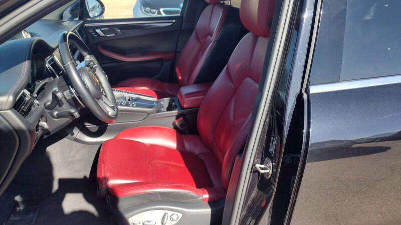 2016 Porsche Macan S