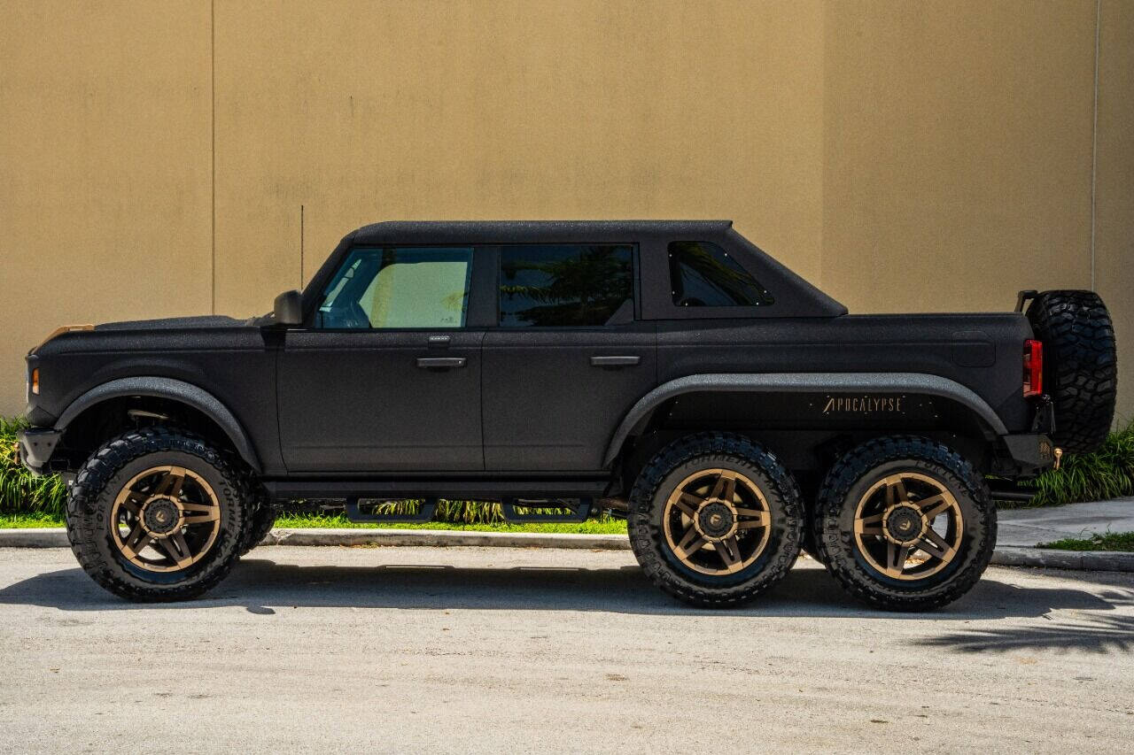 2023 FORD Bronco SUV / Crossover - $154,999