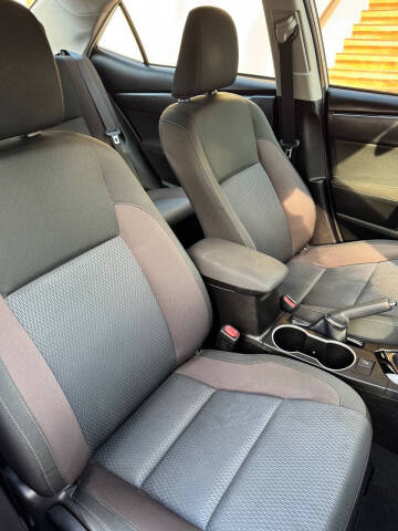 2019 Toyota Corolla LE