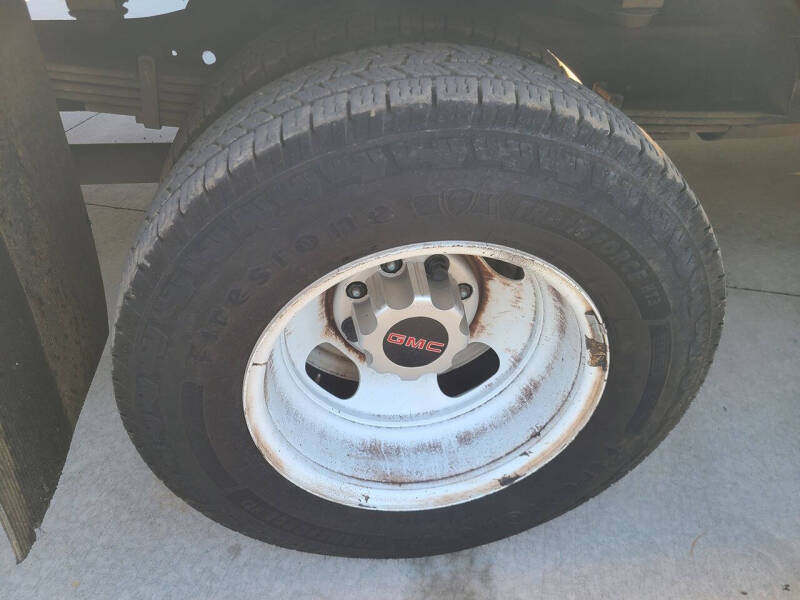 2022 GMC Savana 3500