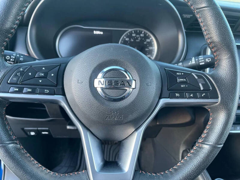 2020 Nissan Kicks SR