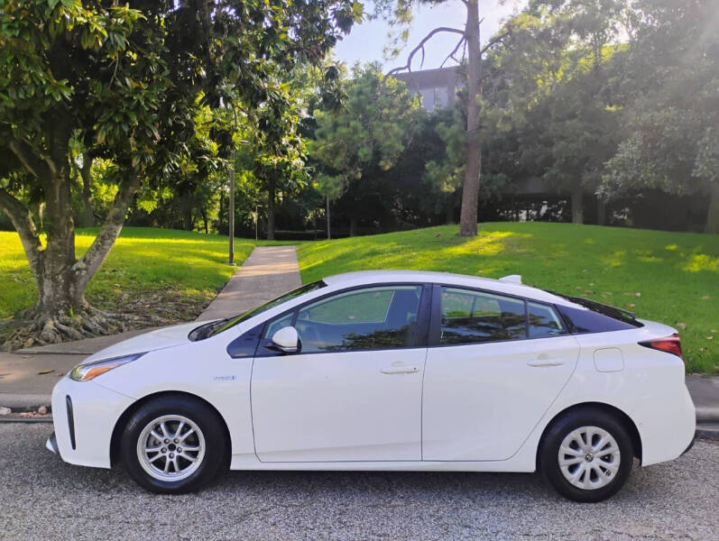 2019 Toyota Prius LE