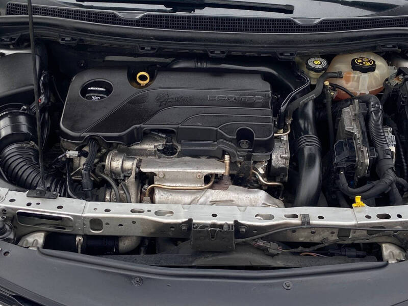 2018 Chevrolet Cruze LT Auto