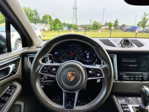 2017 Porsche Macan S