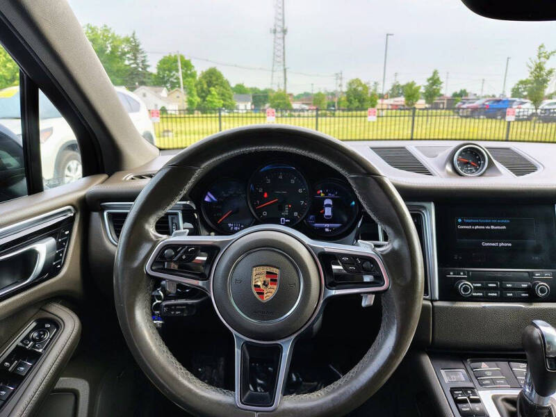 2017 Porsche Macan S