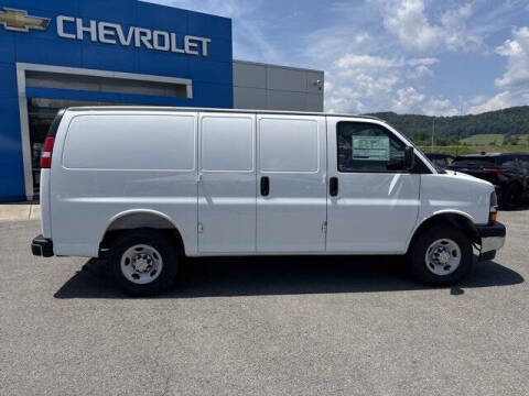 2025 Chevrolet Express 2500