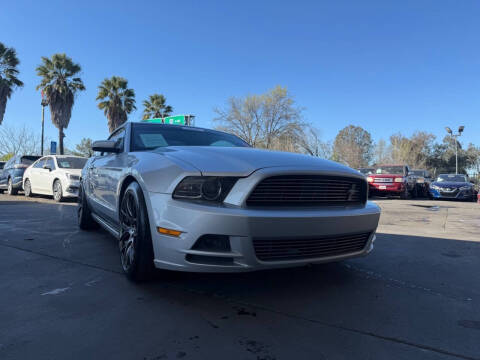 2014 Ford Mustang V6 Premium
