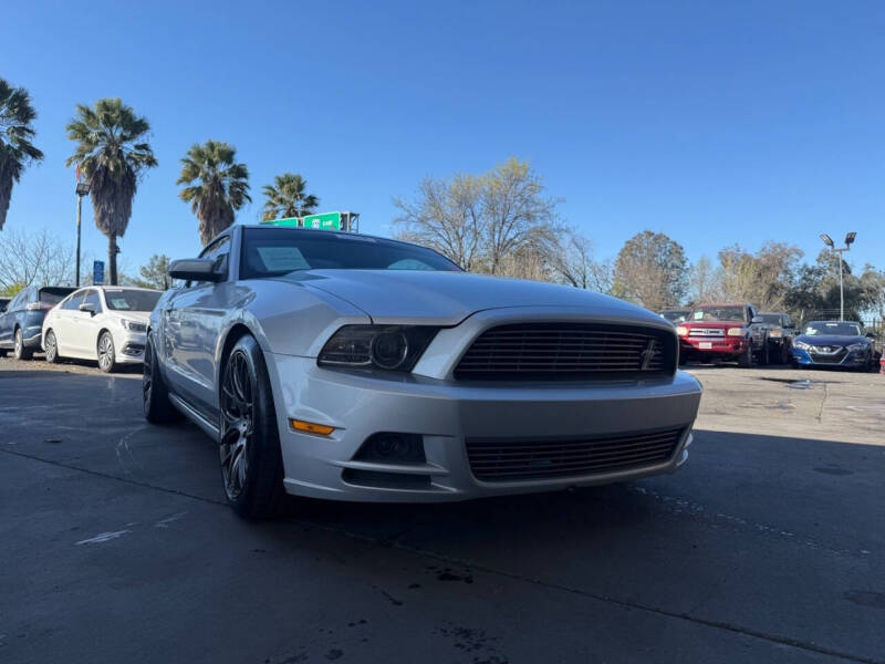 2014 Ford Mustang V6 Premium