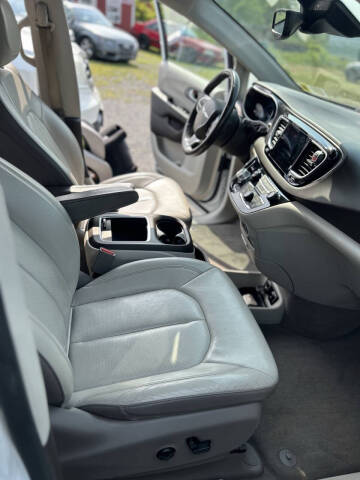 2019 Chrysler Pacifica Touring L Plus