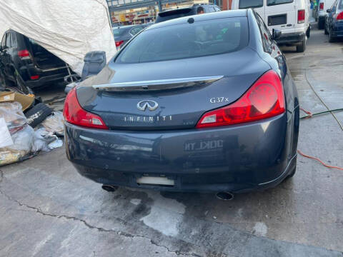 2011 Infiniti G37 Coupe x