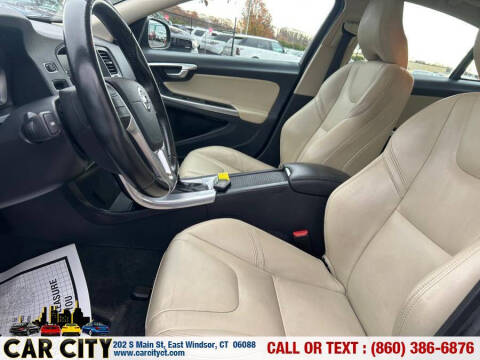 2018 Volvo S60 T5 Dynamic