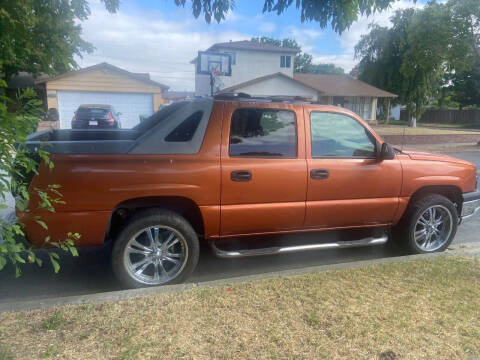 2004 Chevrolet Avalanche for sale at AUTO LAND in NEWARK, CA