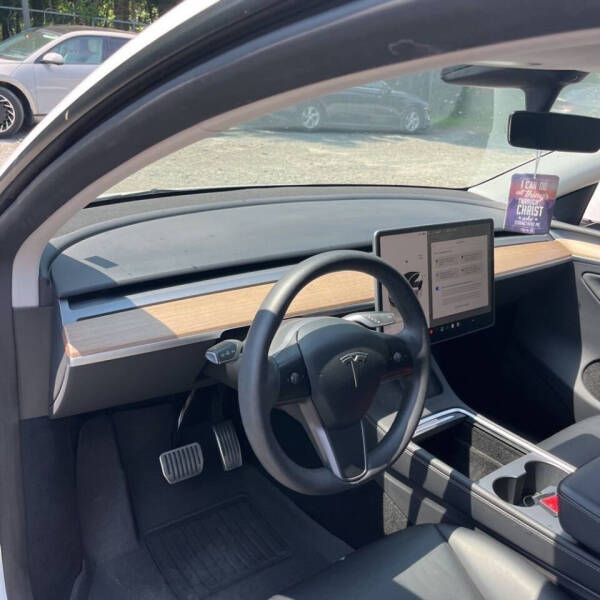 2023 Tesla Model Y Long Range