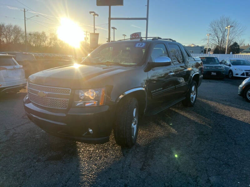 Chevrolet Avalanche For Sale In Port Crane, NY