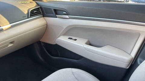 2020 Hyundai Elantra