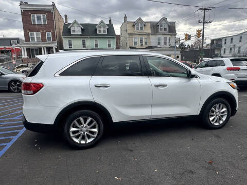 2017 Kia Sorento LX