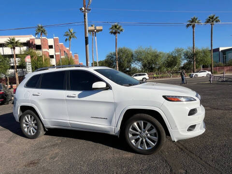 2017 Jeep Cherokee Overland