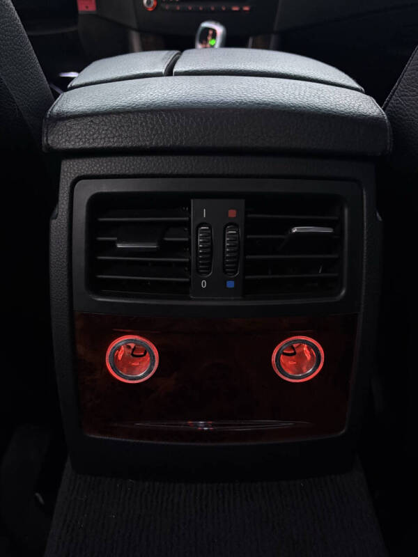 2008 BMW 5 Series 528xi