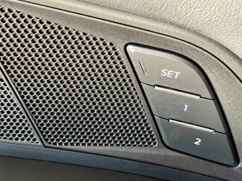 2023 Audi e-tron GT quattro Premium Plus