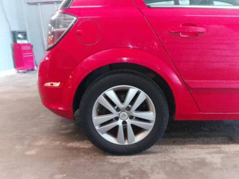 2008 Saturn Astra XR