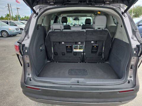 2021 Toyota Sienna XLE 8-Passenger