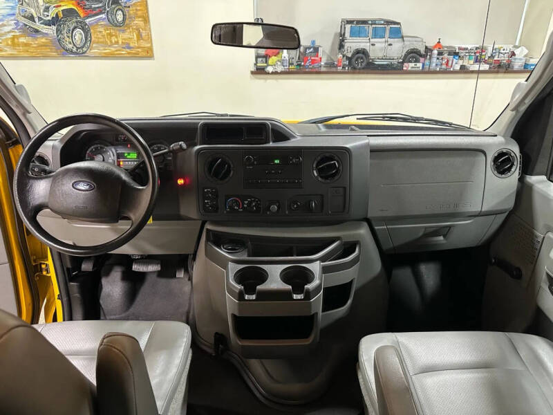 2011 Ford E-Series