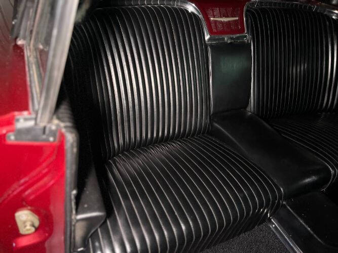 1964 Ford Thunderbird