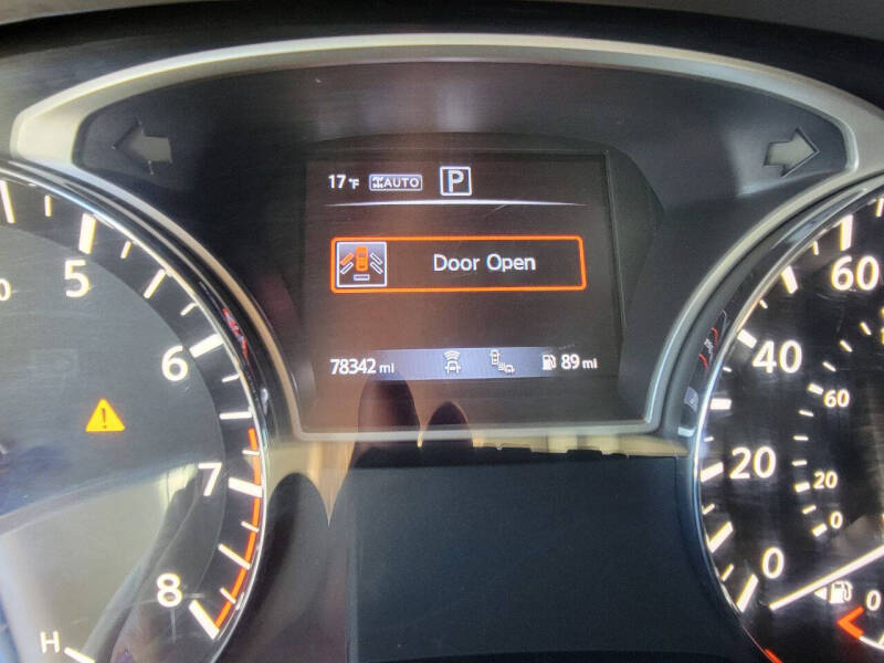 2019 Nissan Pathfinder SL