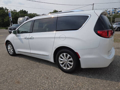 2019 Chrysler Pacifica Touring L