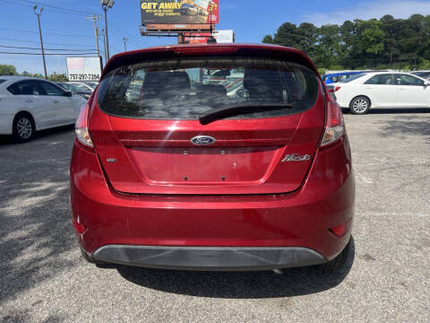2016 Ford Fiesta SE