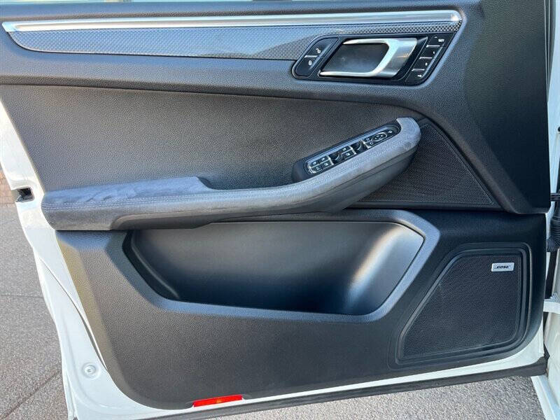 2017 Porsche Macan GTS