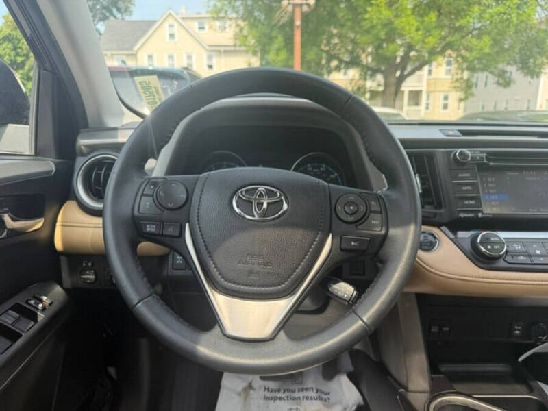 2017 Toyota RAV4 XLE
