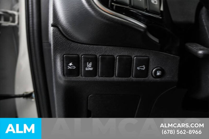 2022 Mitsubishi Outlander PHEV SEL