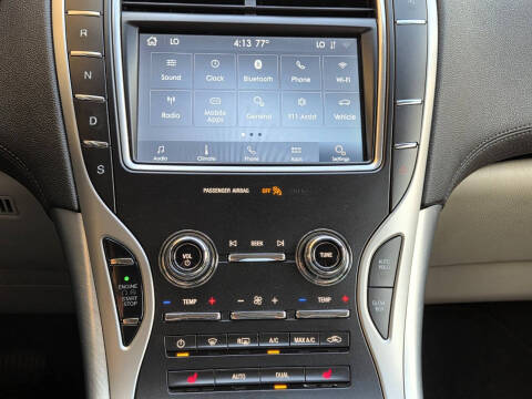 2020 Lincoln Nautilus Standard