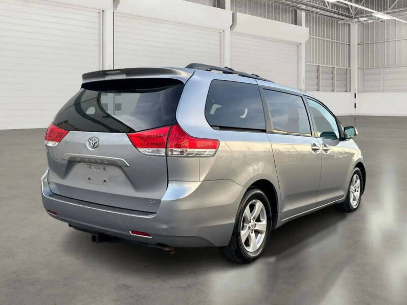 2011 Toyota Sienna