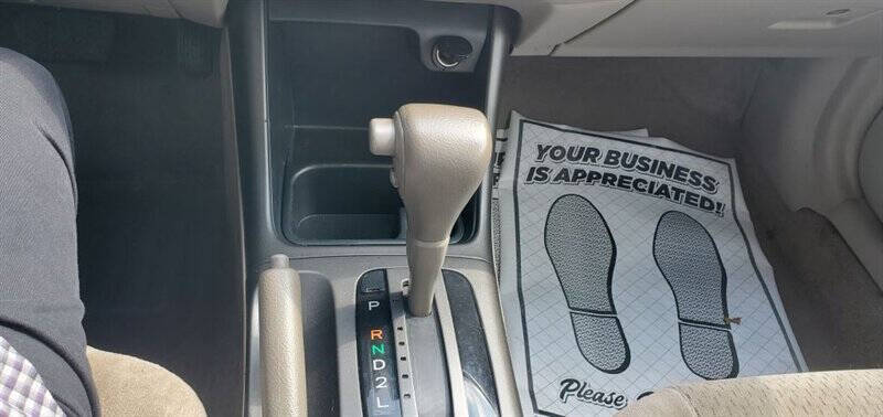 2004 Toyota Camry Standard