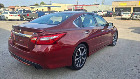 2016 Nissan Altima 2.5 SR