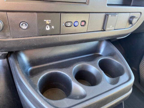 2022 Chevrolet Express 2500