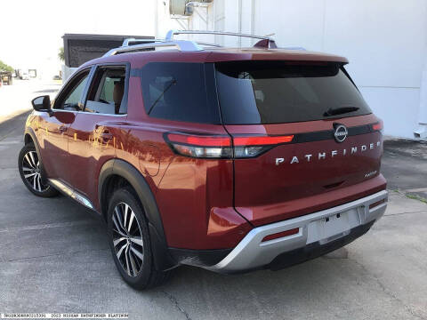 2023 Nissan Pathfinder Platinum