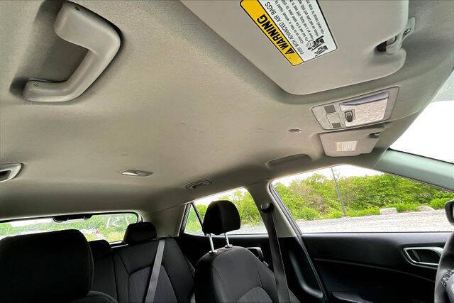 2024 Hyundai Venue SE