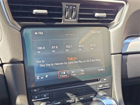 2017 Porsche 911 Carrera