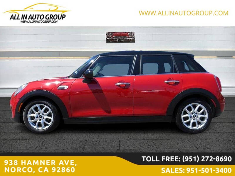 2017 MINI Hardtop 4 Door Cooper