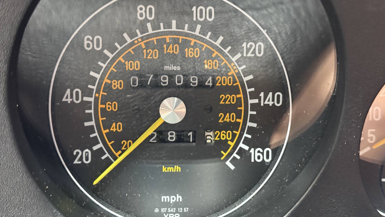 1988 Mercedes-Benz 560-Class 5